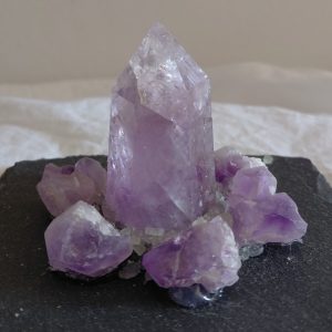 AMETIST, obrađeni i neobrađeni