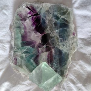 FLUORIT - djelomično neobrađeni